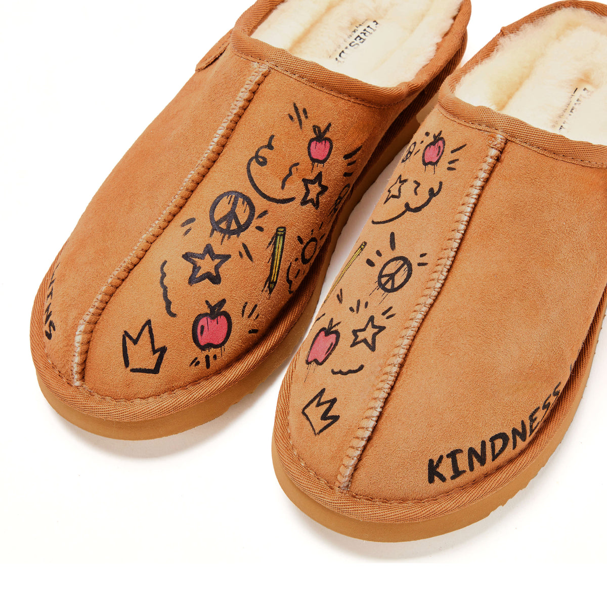 Men's Fireside by Dearfoams Kindness Wins Grafton Genuine Shearling Clog-Online Exclusive | Dearfoams