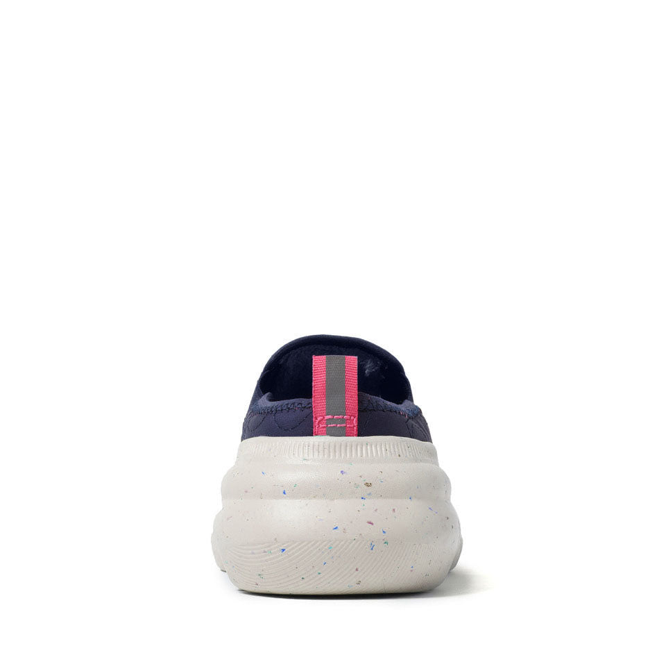 Women’s Findley ReGrind Lightweight Clog with Energy Return Technology | Dearfoams