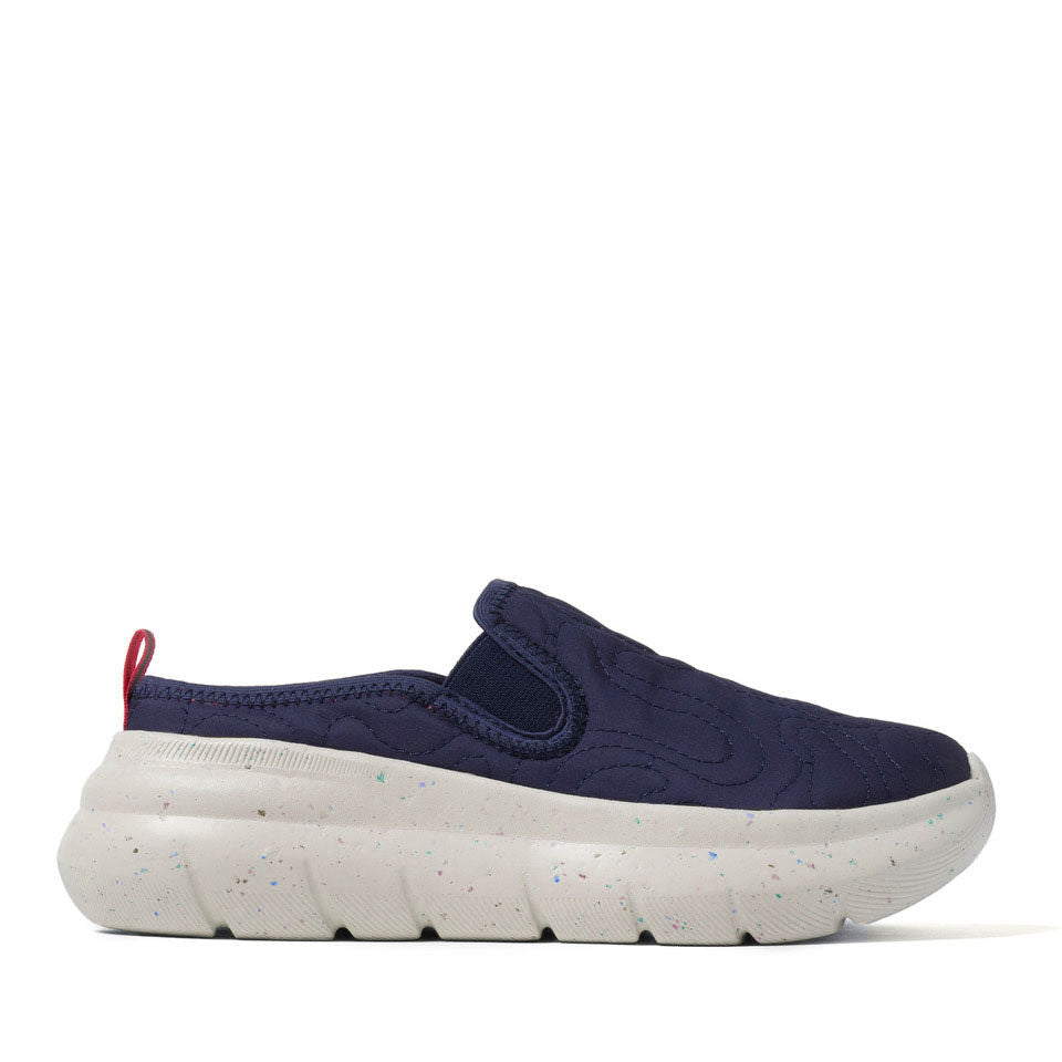 Women’s Findley ReGrind Lightweight Clog with Energy Return Technology | Dearfoams