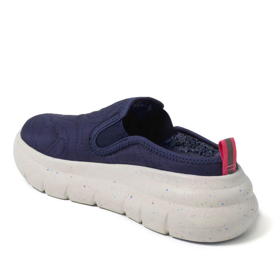 Women’s Findley ReGrind Lightweight Clog with Energy Return Technology | Dearfoams