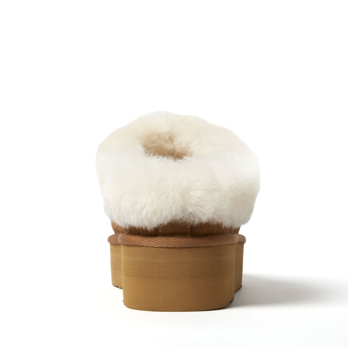Women's Fireside by Dearfoams Bendigo Genuine Shearling Quilted Platform Clog | Dearfoams