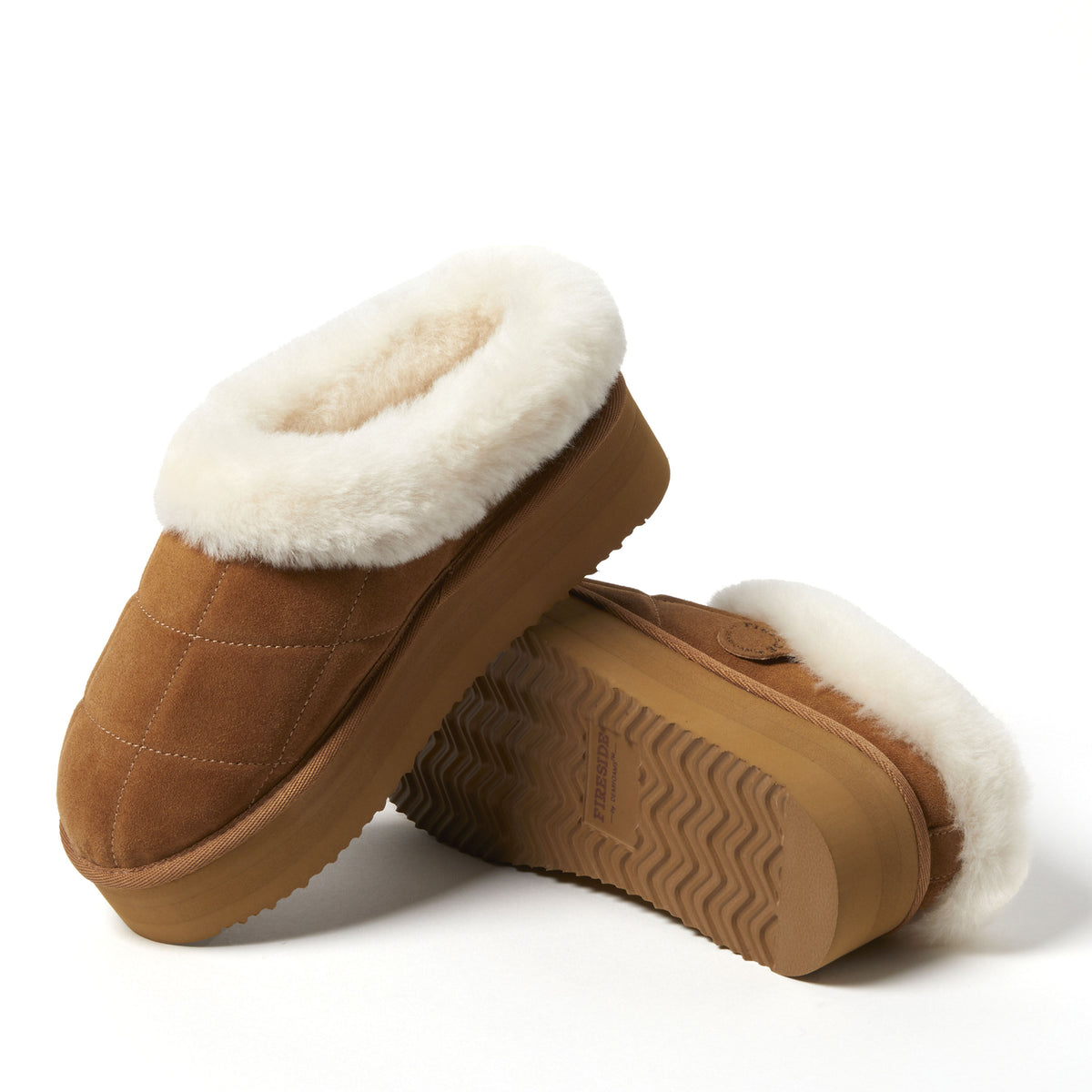 Women's Fireside by Dearfoams Bendigo Genuine Shearling Quilted Platform Clog | Dearfoams